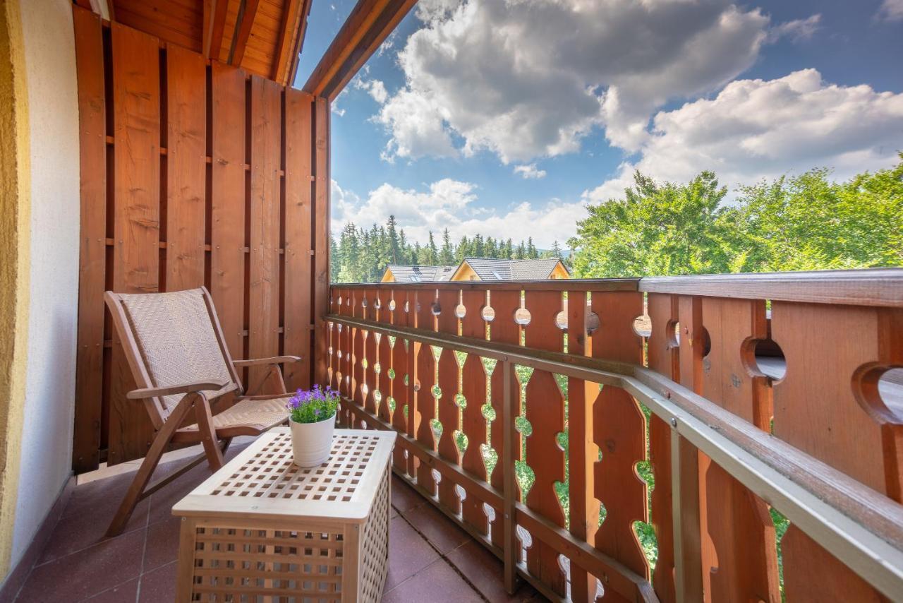 Trevilles Apartamenty - Kafka Sklářská Poruba Exteriér fotografie